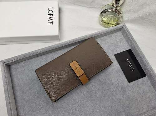 Picture of Loewe Lady Handbags _SKUfw156049727fw